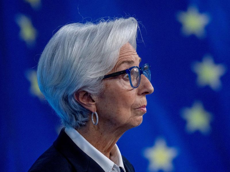 Lagarde, Sintra’daki konuşmasında enflasyonun “istenmeyen bir yükseklikte” olduğu konusunda uyardı