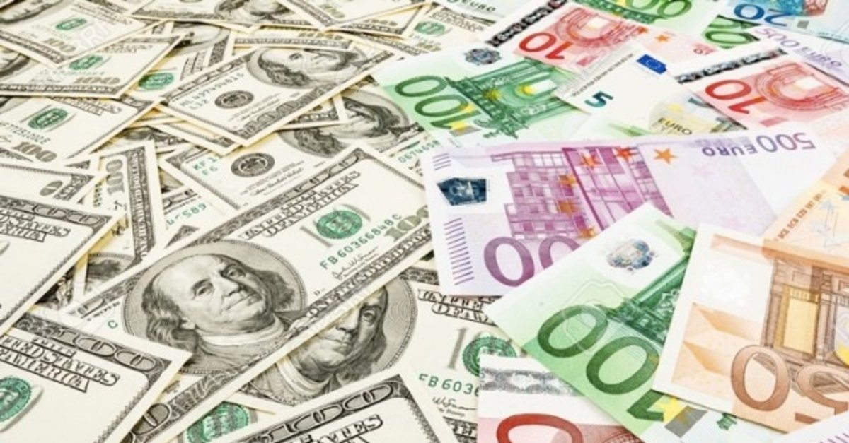 Dolar ve Euro faiz kararı öncesi rekor kırdı