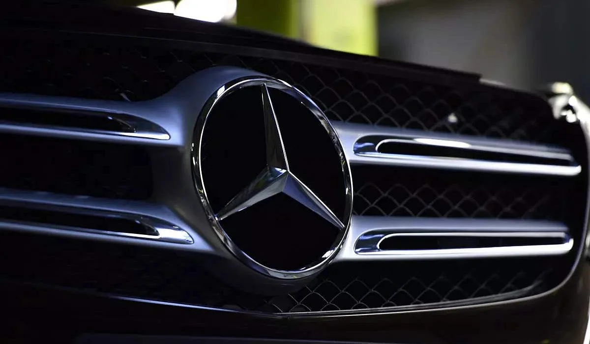 Mercedes Benz, Bu Altcoin ile Paydaşlık Kurdu: Fiyat Fırladı!